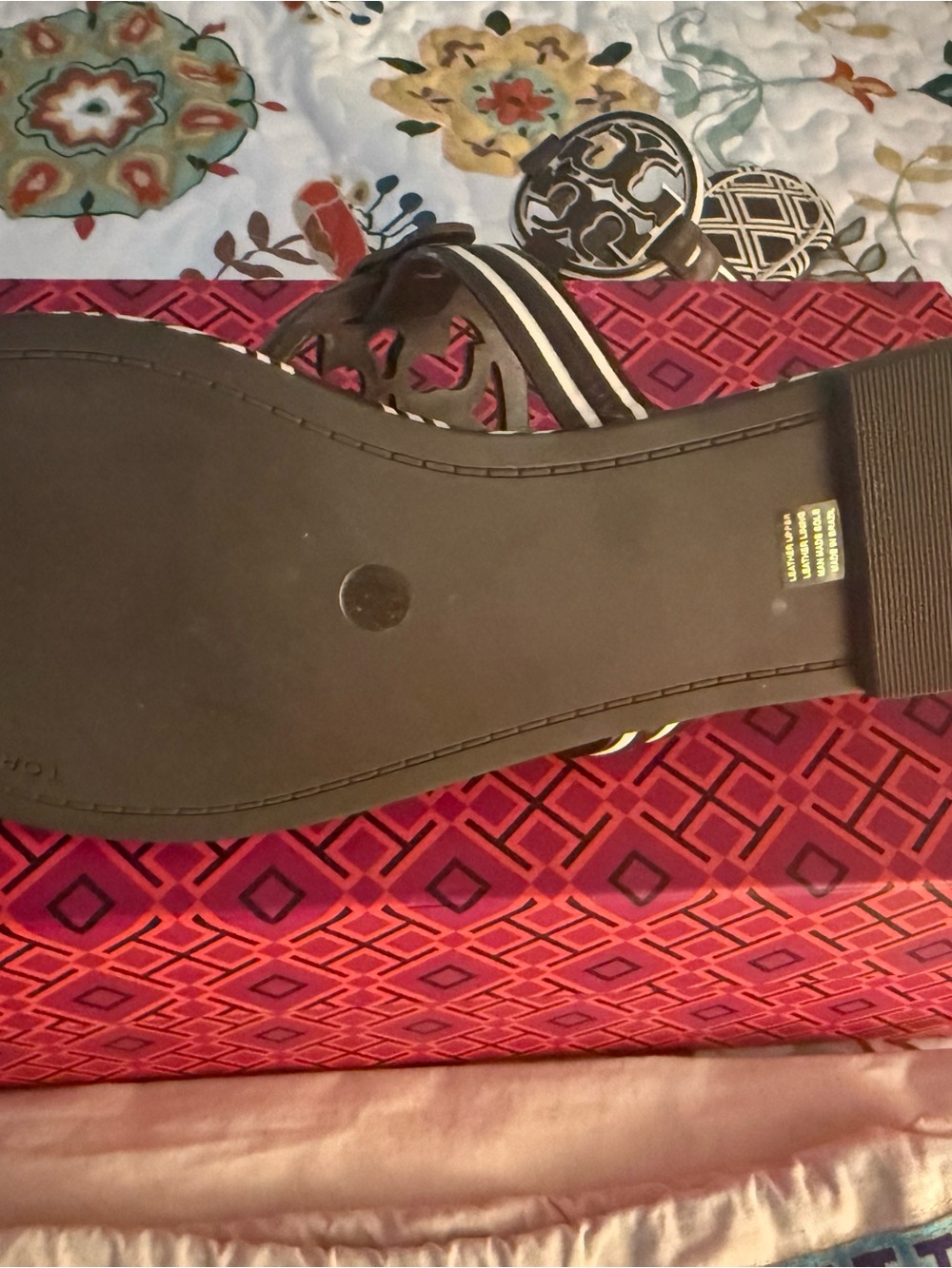 Tory Burch Black and White Geometric Logo Thong Sandals - Picture 2 of 5